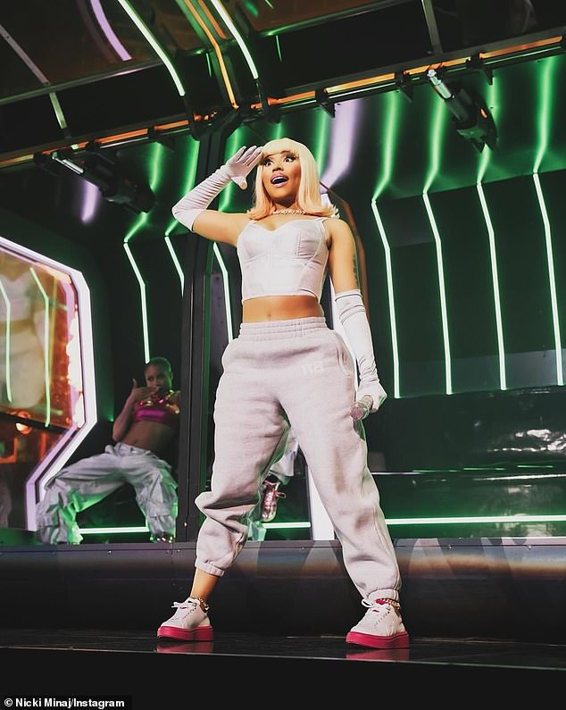 Last Saturday, Nicki Minaj became the latest celebrity to have an object thrown at her during a concert following similar worrying incidents with Bebe Rexha, Harry Styles, and Kelsea Ballerini